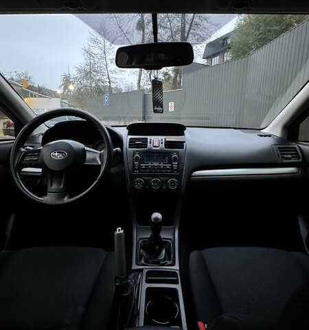 Красный Субару Импреза, объемом двигателя 2 л и пробегом 228 тыс. км за 7250 $, фото 13 на Automoto.ua