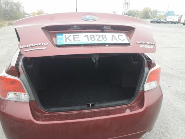 Красный Субару Импреза, объемом двигателя 2 л и пробегом 102 тыс. км за 7000 $, фото 4 на Automoto.ua