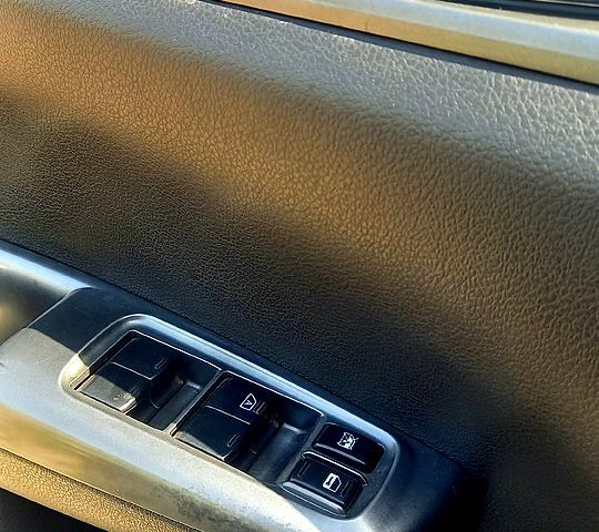 Субару Импреза, объемом двигателя 2 л и пробегом 114 тыс. км за 11500 $, фото 9 на Automoto.ua