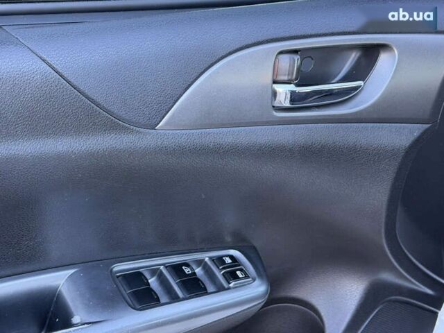 Субару Импреза, объемом двигателя 2 л и пробегом 150 тыс. км за 8700 $, фото 16 на Automoto.ua