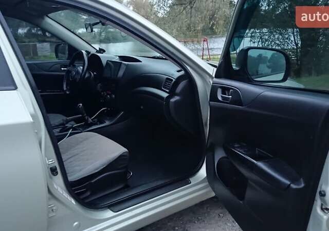 Жовтий Субару Імпреза, об'ємом двигуна 1.99 л та пробігом 320 тис. км за 3800 $, фото 15 на Automoto.ua