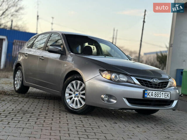 Серый Субару Импреза, объемом двигателя 2 л и пробегом 253 тыс. км за 3900 $, фото 2 на Automoto.ua