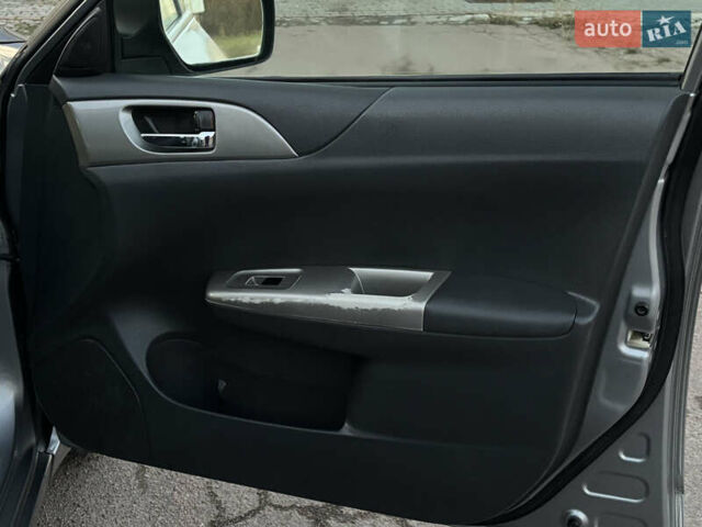 Серый Субару Импреза, объемом двигателя 2 л и пробегом 253 тыс. км за 3900 $, фото 36 на Automoto.ua