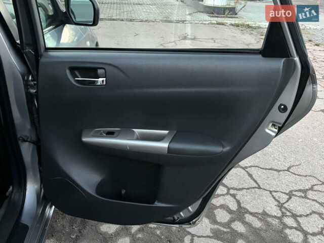 Серый Субару Импреза, объемом двигателя 2 л и пробегом 253 тыс. км за 3900 $, фото 32 на Automoto.ua