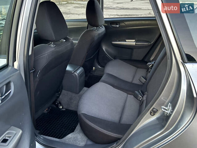 Серый Субару Импреза, объемом двигателя 2 л и пробегом 253 тыс. км за 3900 $, фото 29 на Automoto.ua