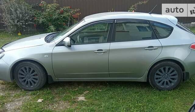 Серый Субару Импреза, объемом двигателя 2 л и пробегом 236 тыс. км за 6700 $, фото 2 на Automoto.ua