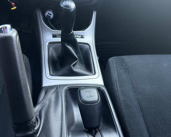 Серый Субару Импреза, объемом двигателя 1.5 л и пробегом 205 тыс. км за 6000 $, фото 3 на Automoto.ua