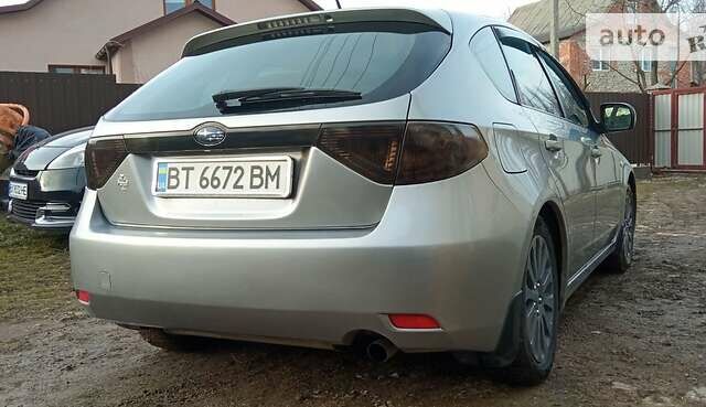 Серый Субару Импреза, объемом двигателя 2 л и пробегом 236 тыс. км за 6700 $, фото 5 на Automoto.ua