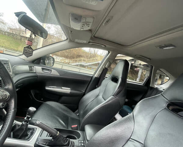 Серый Субару Импреза, объемом двигателя 1.99 л и пробегом 195 тыс. км за 7200 $, фото 7 на Automoto.ua