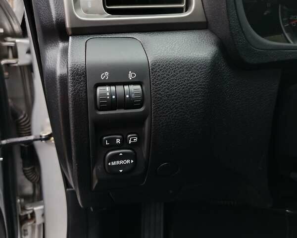 Сірий Субару Імпреза, об'ємом двигуна 1.5 л та пробігом 151 тис. км за 7500 $, фото 28 на Automoto.ua