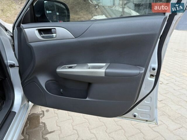 Серый Субару Импреза, объемом двигателя 1.5 л и пробегом 178 тыс. км за 5300 $, фото 25 на Automoto.ua