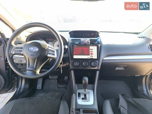 Серый Субару Импреза, объемом двигателя 2 л и пробегом 130 тыс. км за 8100 $, фото 3 на Automoto.ua
