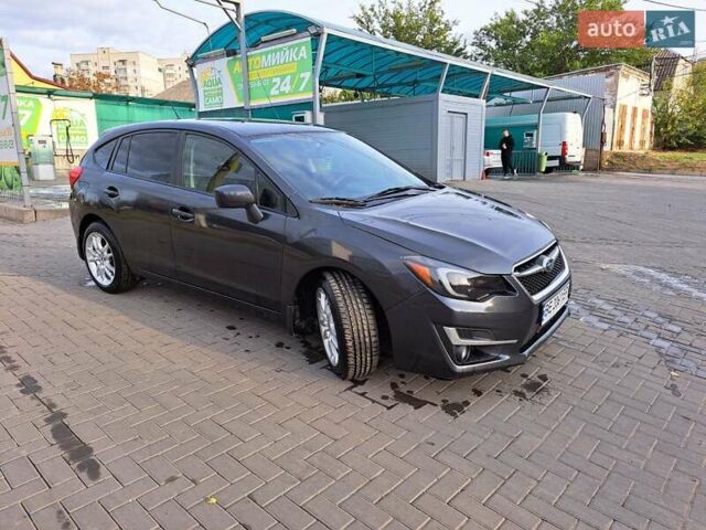 Серый Субару Импреза, объемом двигателя 2 л и пробегом 133 тыс. км за 8000 $, фото 2 на Automoto.ua