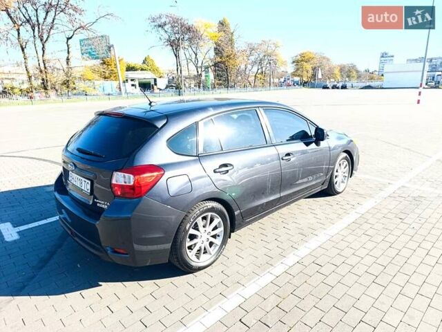 Серый Субару Импреза, объемом двигателя 2 л и пробегом 130 тыс. км за 8100 $, фото 2 на Automoto.ua