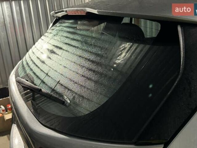 Серый Субару Импреза, объемом двигателя 2 л и пробегом 64 тыс. км за 13500 $, фото 2 на Automoto.ua