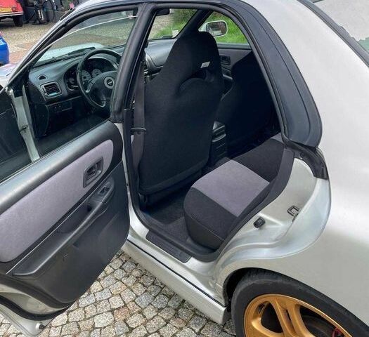 Сірий Субару Імпреза, об'ємом двигуна 2 л та пробігом 186 тис. км за 1500 $, фото 7 на Automoto.ua