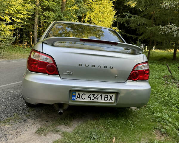 Серый Субару Импреза, объемом двигателя 2 л и пробегом 295 тыс. км за 4850 $, фото 3 на Automoto.ua