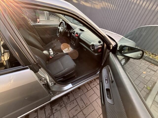 Субару Импреза 2005 в Днепре (Днепропетровске) на Automoto.ua Серый Субару Импреза, объемом двигателя 1.6 л и пробегом 287 тыс. км за 3800 $, фото 10 на Automoto.ua