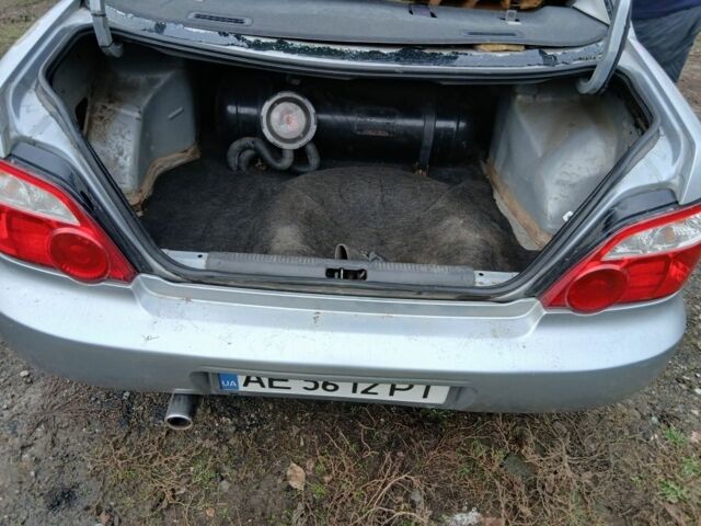 Серый Субару Импреза, объемом двигателя 1.6 л и пробегом 200 тыс. км за 1774 $, фото 3 на Automoto.ua