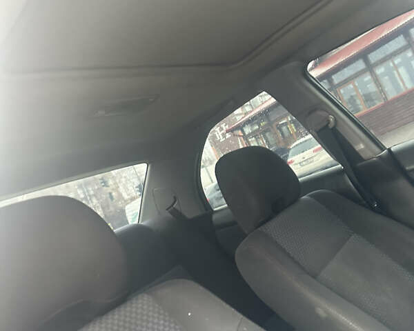 Серый Субару Импреза, объемом двигателя 1.6 л и пробегом 300 тыс. км за 5777 $, фото 7 на Automoto.ua