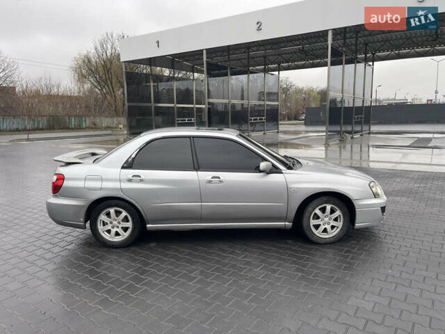 Серый Субару Импреза, объемом двигателя 1.6 л и пробегом 230 тыс. км за 4800 $, фото 2 на Automoto.ua