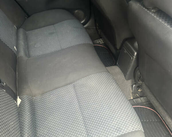 Серый Субару Импреза, объемом двигателя 1.6 л и пробегом 300 тыс. км за 5777 $, фото 8 на Automoto.ua