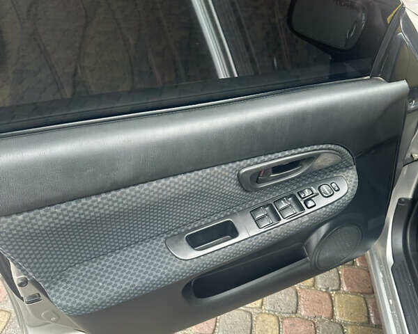 Серый Субару Импреза, объемом двигателя 1.6 л и пробегом 300 тыс. км за 5777 $, фото 10 на Automoto.ua