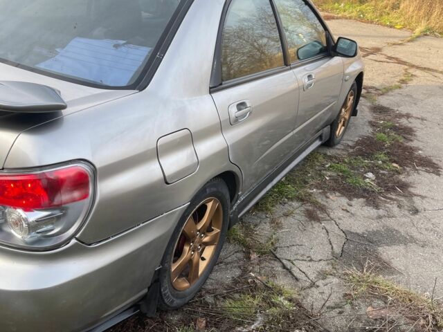 Серый Субару Импреза, объемом двигателя 2 л и пробегом 364 тыс. км за 5000 $, фото 10 на Automoto.ua