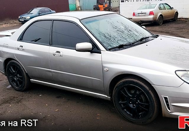 Серый Субару Импреза, объемом двигателя 2 л и пробегом 183 тыс. км за 8000 $, фото 4 на Automoto.ua