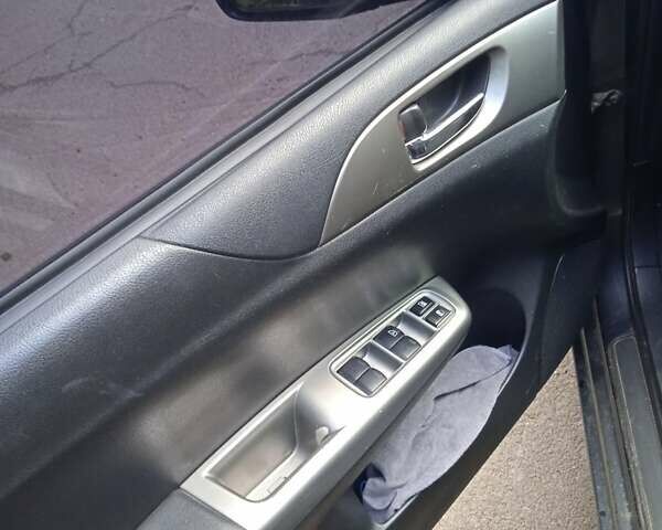 Серый Субару Импреза, объемом двигателя 1.99 л и пробегом 226 тыс. км за 4100 $, фото 16 на Automoto.ua