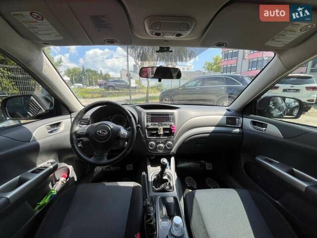 Серый Субару Импреза, объемом двигателя 1.99 л и пробегом 177 тыс. км за 7500 $, фото 16 на Automoto.ua