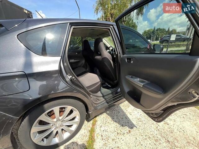 Серый Субару Импреза, объемом двигателя 1.99 л и пробегом 177 тыс. км за 7500 $, фото 7 на Automoto.ua