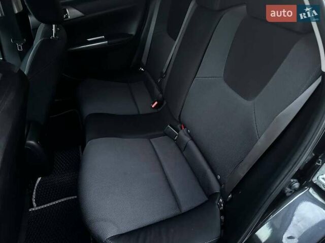 Серый Субару Импреза, объемом двигателя 1.99 л и пробегом 180 тыс. км за 8000 $, фото 12 на Automoto.ua