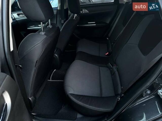 Серый Субару Импреза, объемом двигателя 1.99 л и пробегом 180 тыс. км за 8000 $, фото 13 на Automoto.ua