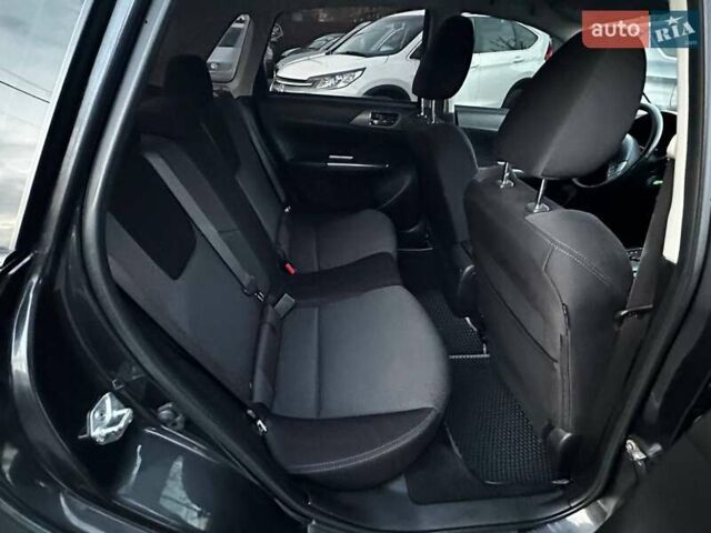 Серый Субару Импреза, объемом двигателя 1.99 л и пробегом 180 тыс. км за 8000 $, фото 14 на Automoto.ua