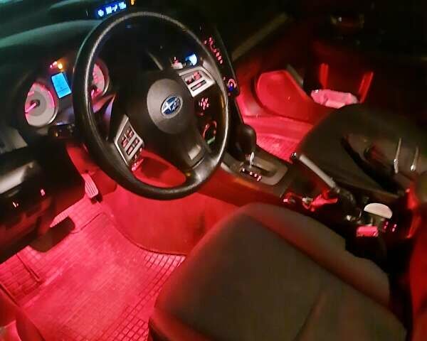 Серый Субару Импреза, объемом двигателя 2 л и пробегом 212 тыс. км за 9000 $, фото 2 на Automoto.ua