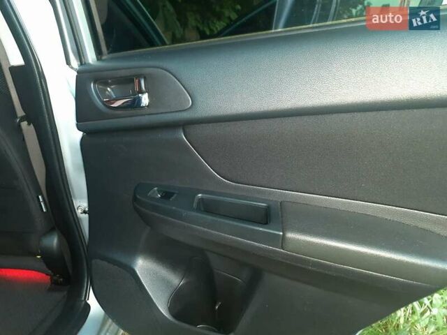 Серый Субару Импреза, объемом двигателя 2 л и пробегом 212 тыс. км за 9000 $, фото 7 на Automoto.ua