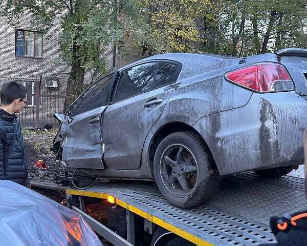 Сірий Субару Імпреза, об'ємом двигуна 2 л та пробігом 60 тис. км за 4000 $, фото 3 на Automoto.ua