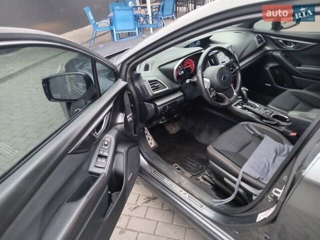 Серый Субару Импреза, объемом двигателя 2 л и пробегом 100 тыс. км за 8999 $, фото 3 на Automoto.ua