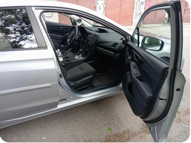 Серый Субару Импреза, объемом двигателя 2 л и пробегом 129 тыс. км за 9999 $, фото 7 на Automoto.ua