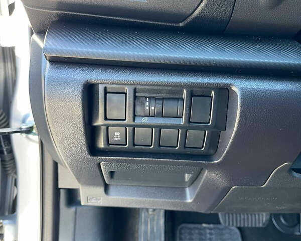 Субару Импреза 2019 в Львове на Automoto.ua Серый Субару Импреза, объемом двигателя 2 л и пробегом 182 тыс. км за 10900 $, фото 7 на Automoto.ua