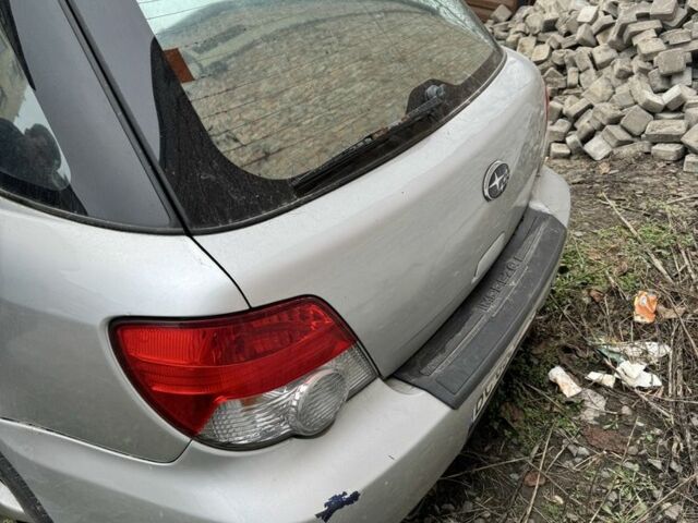 Сірий Субару Імпреза, об'ємом двигуна 2.5 л та пробігом 250 тис. км за 2000 $, фото 2 на Automoto.ua