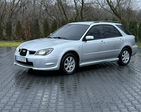 Серый Субару Импреза, объемом двигателя 1.5 л и пробегом 245 тыс. км за 4950 $, фото 6 на Automoto.ua