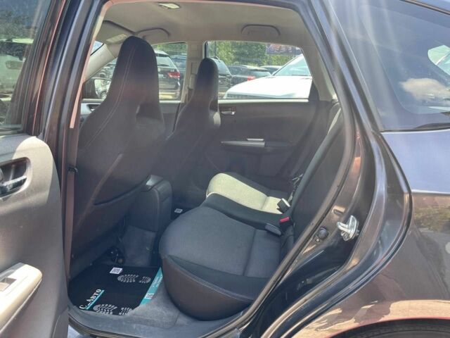 Серый Субару Импреза, объемом двигателя 2 л и пробегом 176 тыс. км за 7500 $, фото 13 на Automoto.ua