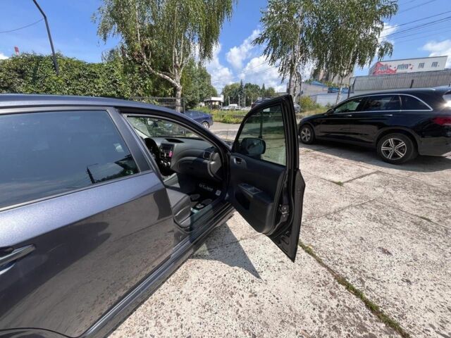 Серый Субару Импреза, объемом двигателя 2 л и пробегом 176 тыс. км за 7500 $, фото 9 на Automoto.ua