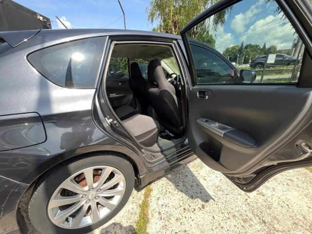 Серый Субару Импреза, объемом двигателя 2 л и пробегом 176 тыс. км за 7500 $, фото 10 на Automoto.ua