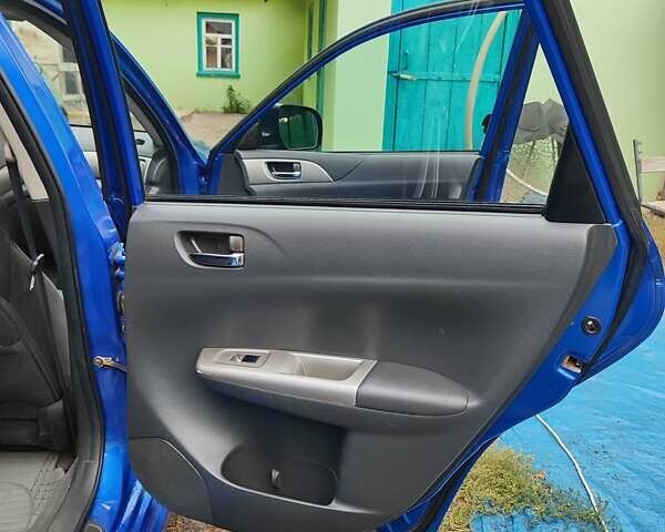 Синий Субару Импреза, объемом двигателя 1.99 л и пробегом 125 тыс. км за 6000 $, фото 9 на Automoto.ua