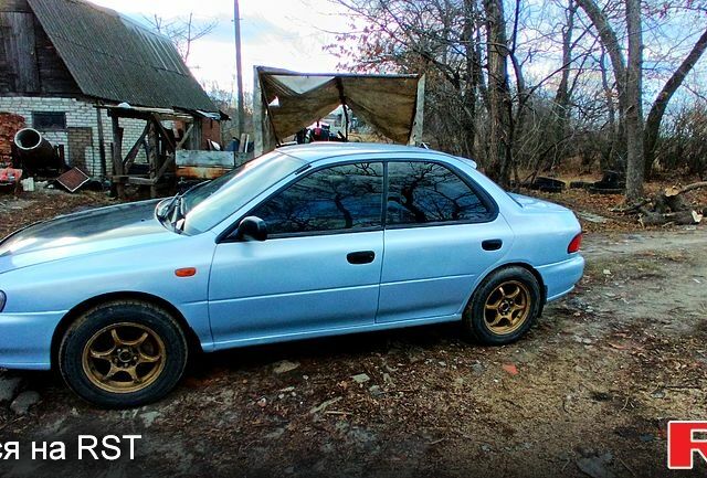 Синий Субару Импреза, объемом двигателя 1.6 л и пробегом 250 тыс. км за 2500 $, фото 2 на Automoto.ua