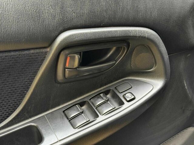 Субару Импреза 2002 в Киеве на Automoto.ua Синий Субару Импреза, объемом двигателя 2 л и пробегом 284 тыс. км за 5940 $, фото 13 на Automoto.ua