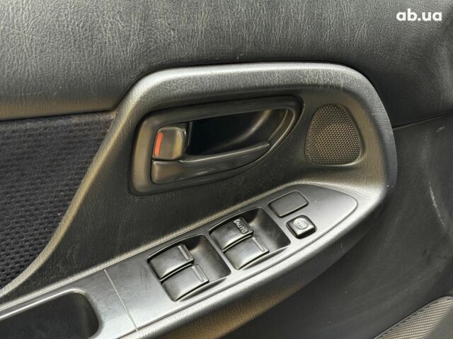 Субару Импреза 2002 в Киеве на Automoto.ua Синий Субару Импреза, объемом двигателя 2 л и пробегом 284 тыс. км за 5940 $, фото 13 на Automoto.ua